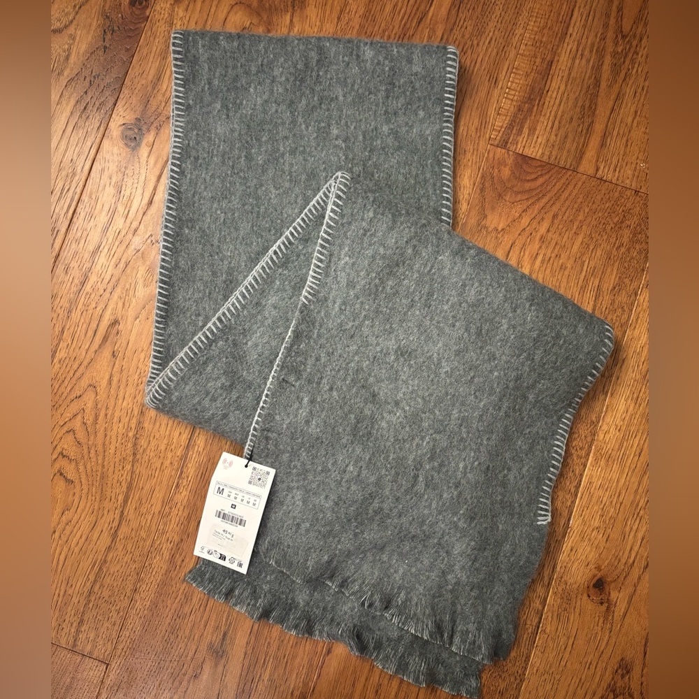 NWT Grey Scarf
